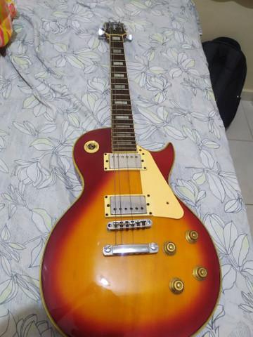 Guitarra strinberg