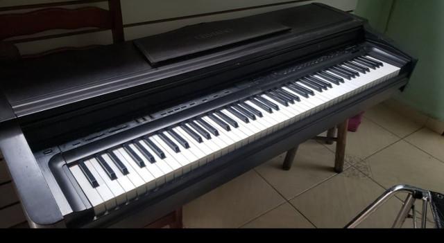 Piano digital cassio celviano ap-70 usado