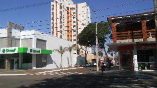 Otimo apartamento na zona 03