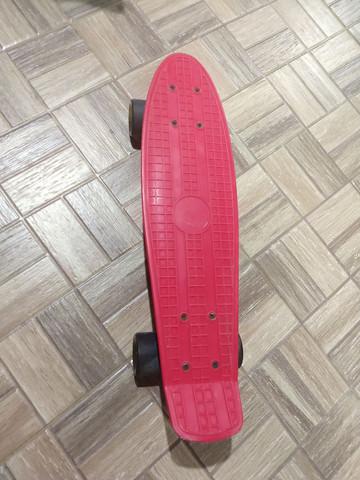 Mini skate board semi novo