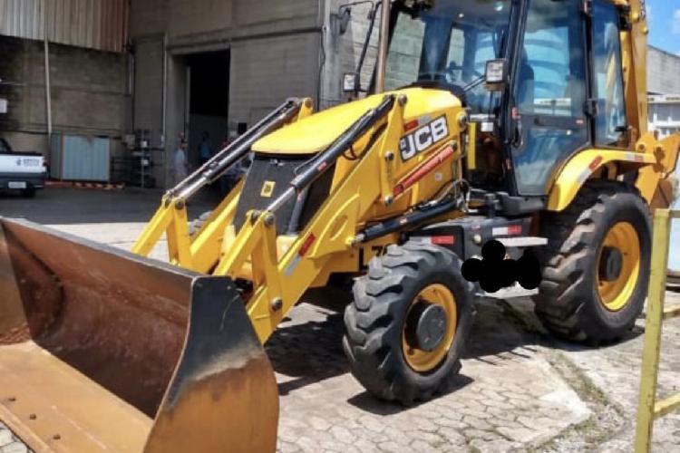 3CX JCB - 18/18