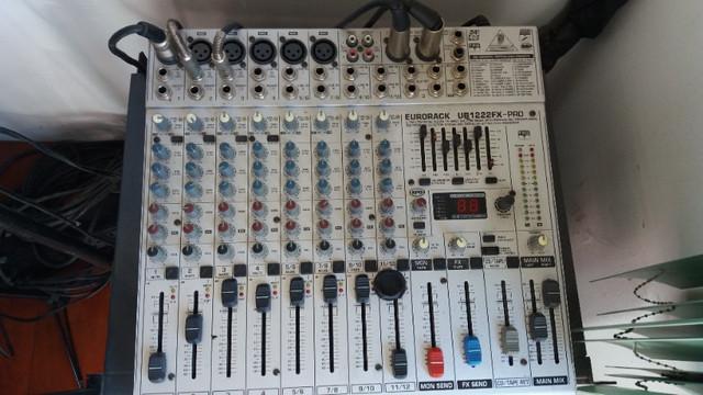 Mesa equalizadora behringer !!!