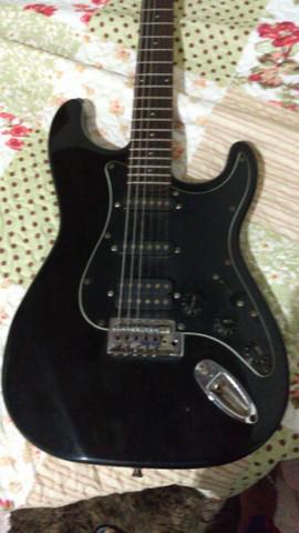 Vendo Guitarra Giannini