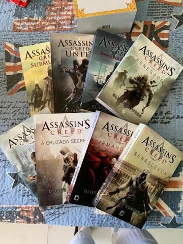 Box de livros assassins creed