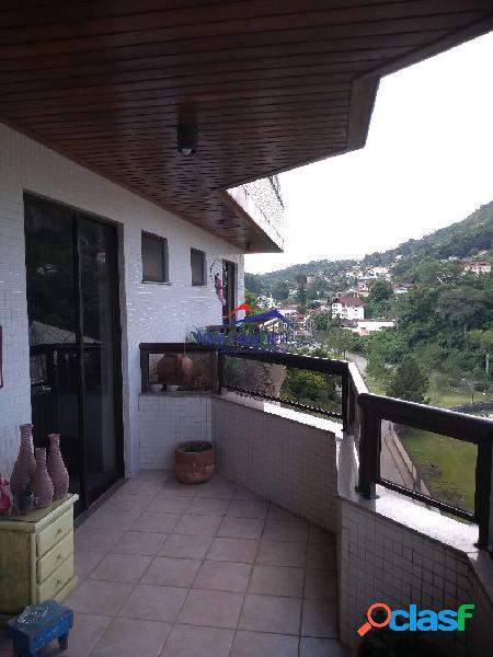 Apartamento em área nobre no quitandinha - venda