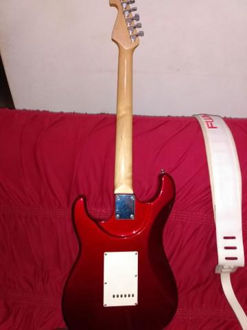 Guitarra Tagima semi nova