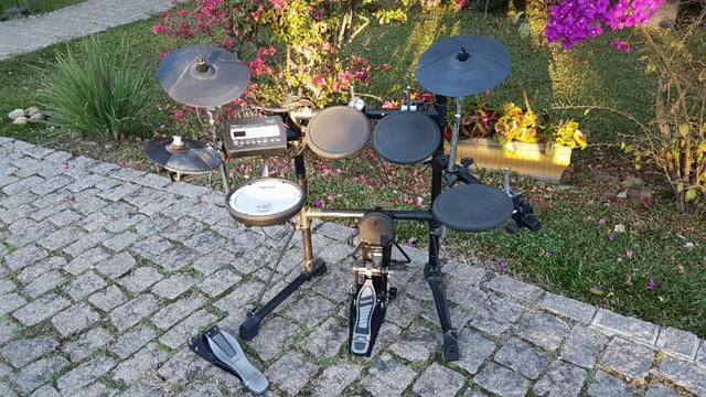 Bateria eletrônica roland vdrums td3