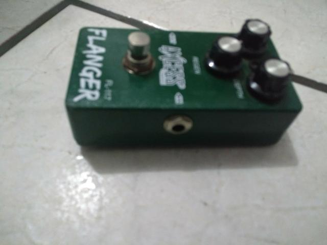 Pedal axcess flanger aceito pedal