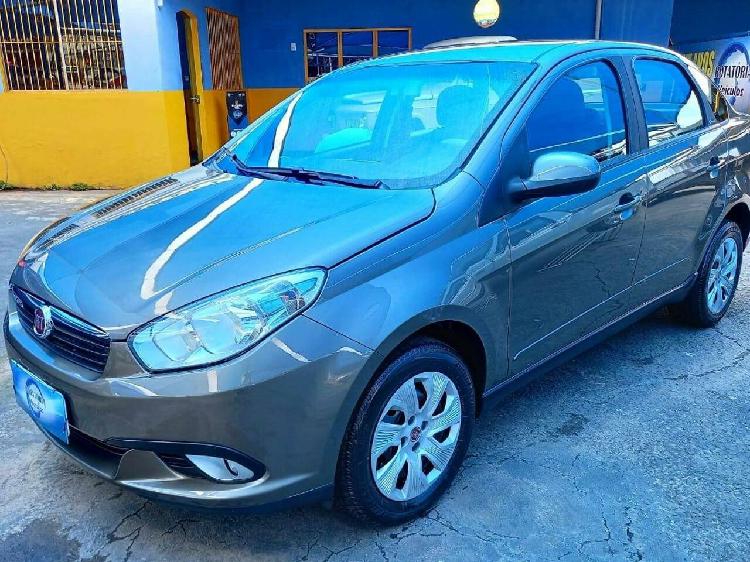 Fiat Grand Siena 1.4 Attractive 8V Cinza 2015/2016 -