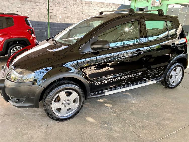 Volkswagen Crossfox 1.6 Preto 2008/2009 - Goiânia 1353924