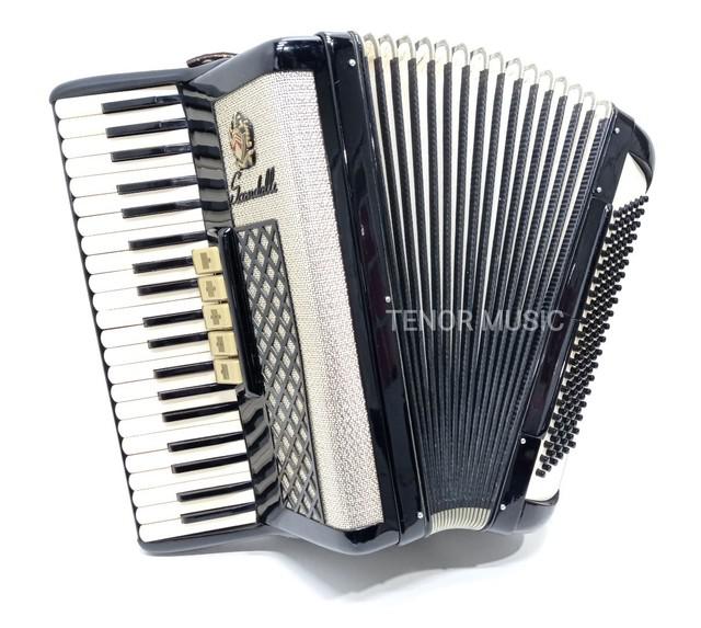 Acordeon sacandalli italiana 5 registros 120 baixos