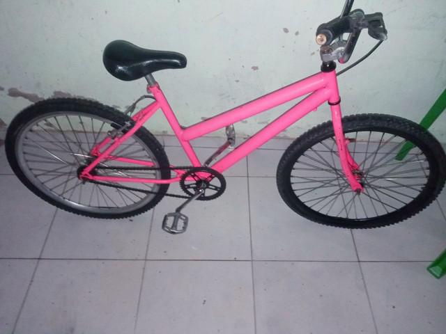 Vendo bike princesinha aro 26 toda boa