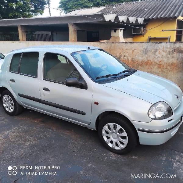 Clio RN 1.0 16v 2001 c/ar condicionado