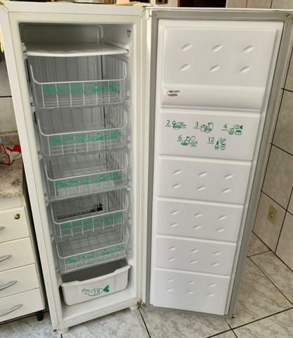 Freezer bc Consul 121lt novinho