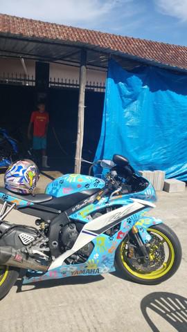 Yamaha r6