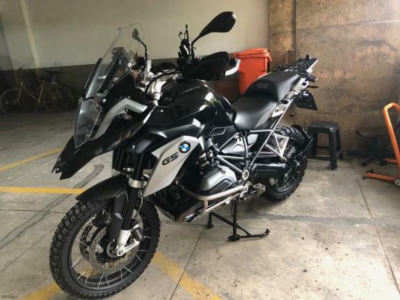 BMW - R 1200 GS Triple Black