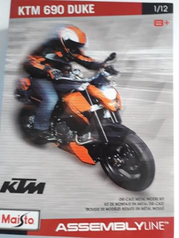 Kit para Montar - Moto KTM 690 Duke - Maisto - Novo -