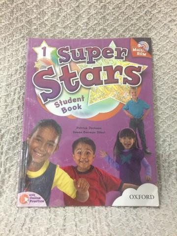 Livro de inglês Super Stars 1