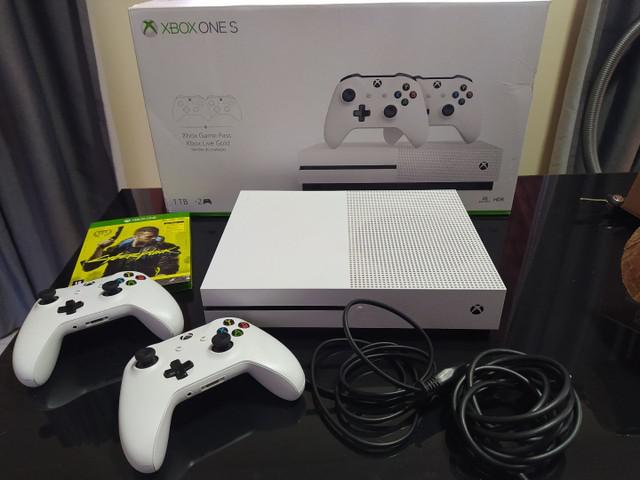 Xbox one s 1tb e 2 controles originais