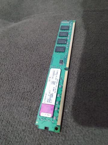 Memória RAM DDR3 2gb semi-nova