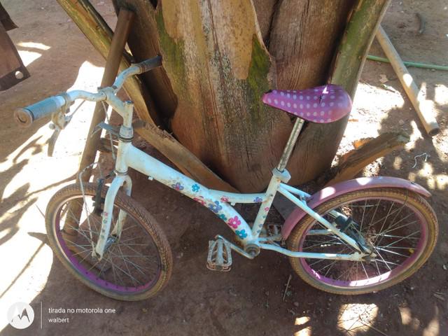 Bicicleta feminina rosa 180 reais