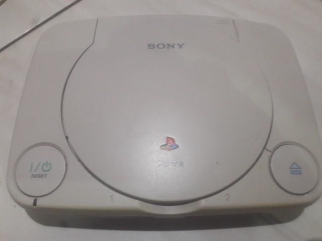 Playstation One funcionando perfeitamente para colecionador