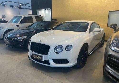 Bentley Continental 2015 por R$ 1.129.990, Balneário