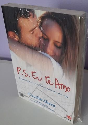 Livro - P.S Eu te amo - Seminovo!!