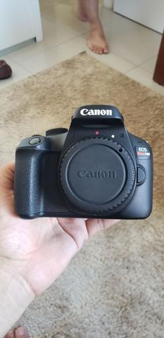 Canon t100