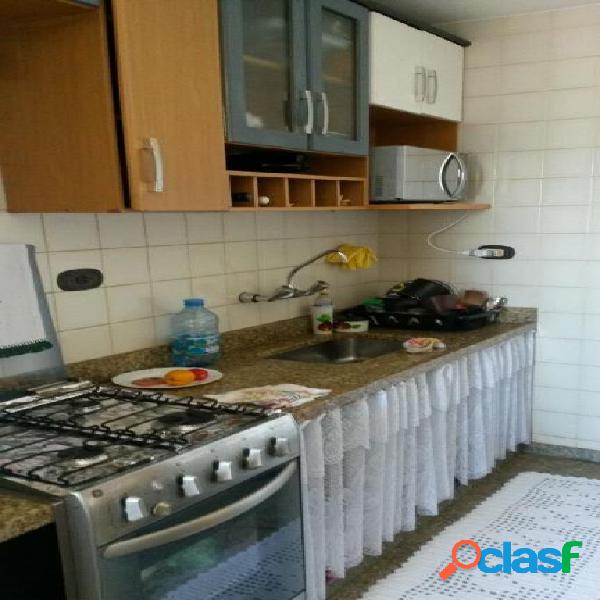 Apartamento residencial à venda, Vila Cavaton, São Paulo.