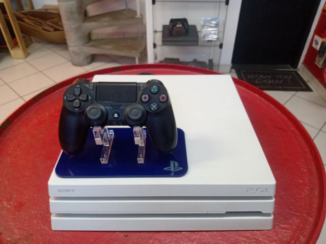 Playstation 4 pro, branco, seminovo e com garantia