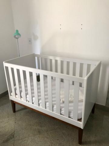 Berço/ mini cama de madeira branco