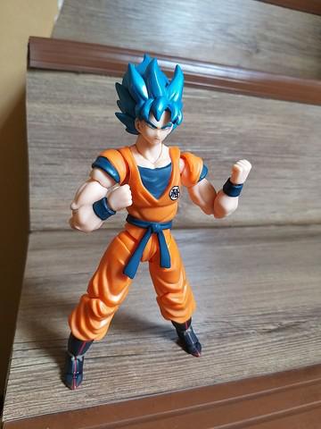 Goku super saiyajin azul (god)