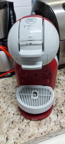 Cafeteira dolce gusto mini me vermelha 110v