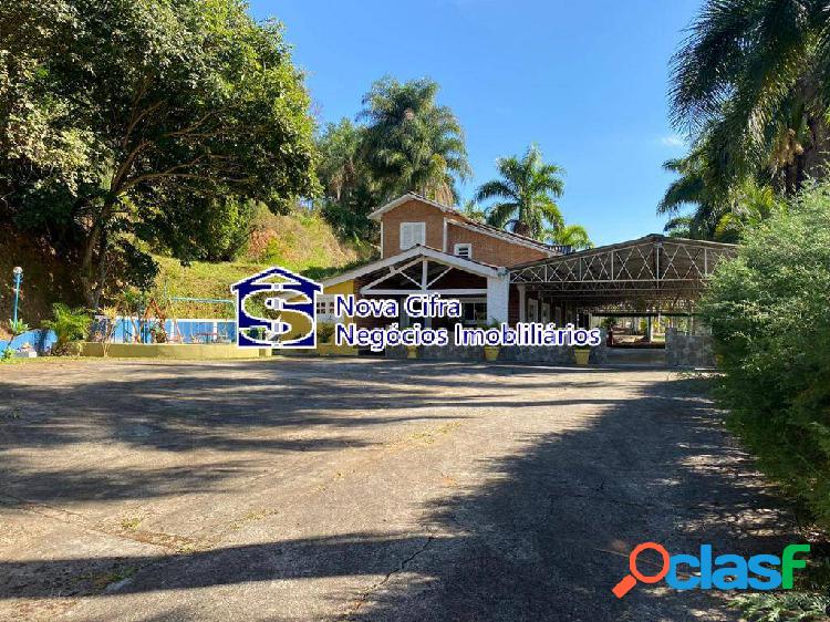 Chácara em sjc- casa sede (3 dorms) + 4 chalés + lazer completo - 16.000m²