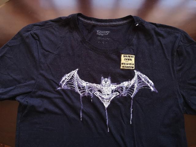 Camiseta Batman tamanho G (Nova)