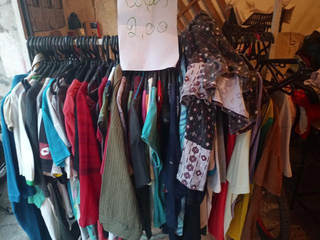 LOTE DE ROUPAS PARA BRECHO