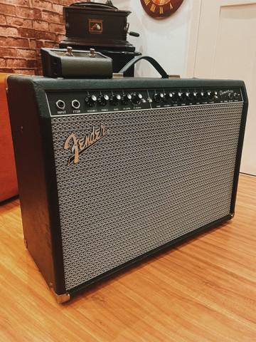 Amplificador Fender Champion 100 para guitarra de 100W cor