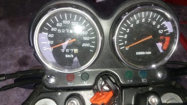 Suzuki gs 500 ano 2004