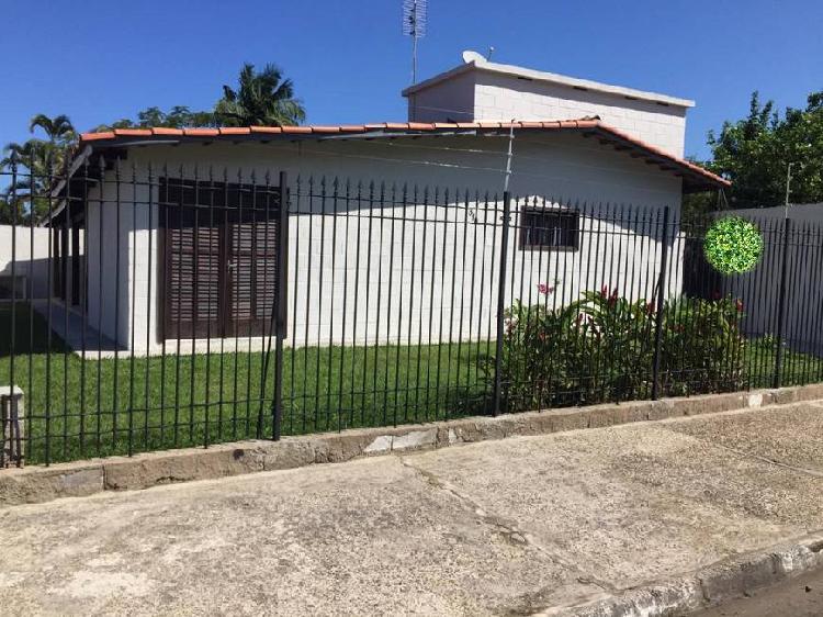 Casa Térrea -Amplo terreno Plano - 820 m- Caraguatatuba -