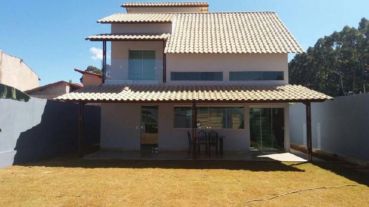 Direto Proprietário - Casa à venda / 170 m2 / 4 qtos