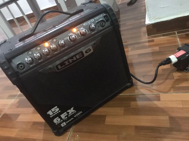 Amplificador line 6 spider 15w