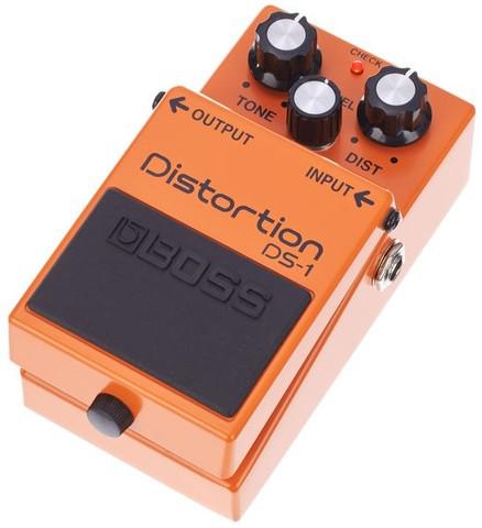 Pedal boss ds1