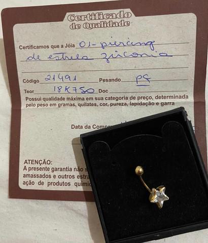 Piercing umbigo ouro