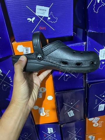 Sandalia crocs babuche king-Vários tamanhos