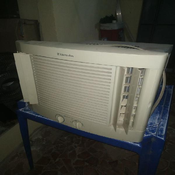 Ar condicionado electrolux janela mecânico 7500 btus 127v -