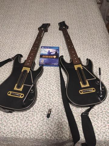 2 Guitarras Guitar Hero Live - PS4 e jogo - LEIA A