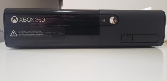 Microsoft xbox 360 super slim 500gb + kinect + 3 jogos