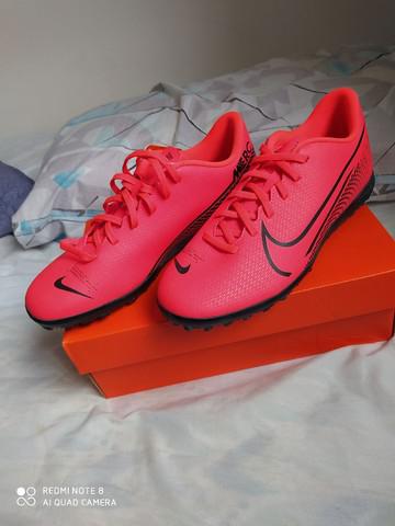 Chuteira nike mercurial vapor 13 club