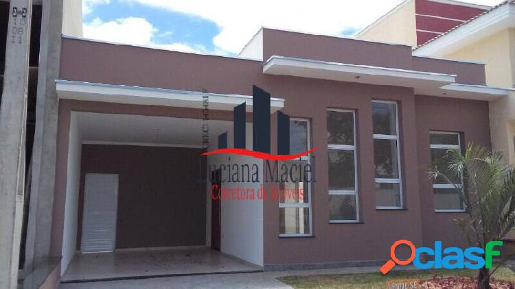 Casa térrea 200 m, 3 dormitórios no Condomínio Golden Park Residencial